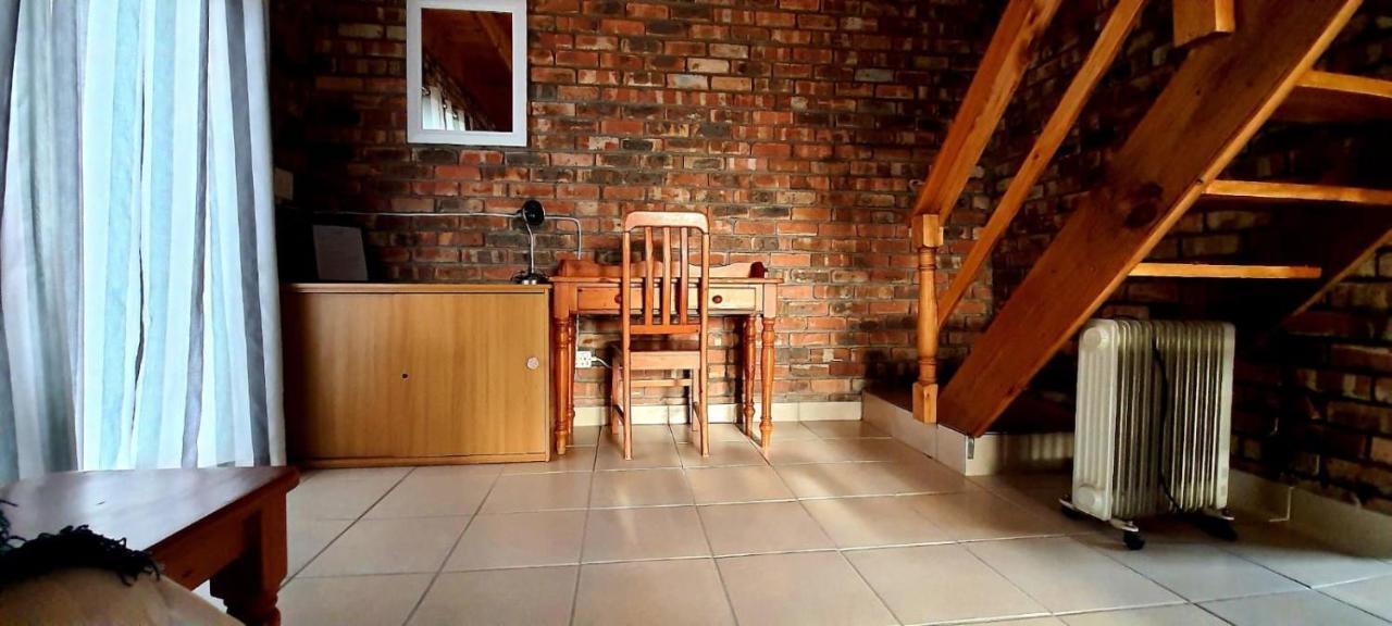 Cozy Cottage +/- 500M From The Beach Cape Town Bagian luar foto