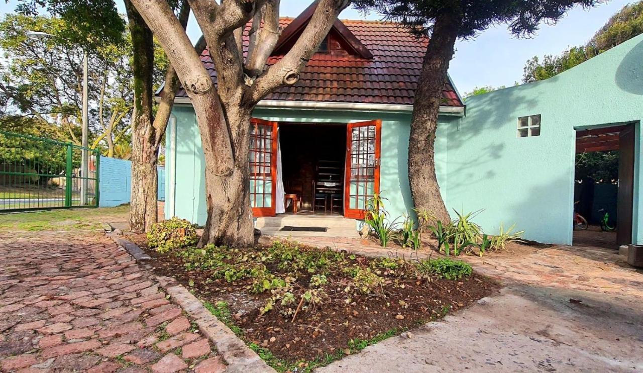 Cozy Cottage +/- 500M From The Beach Cape Town Bagian luar foto